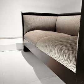 Massimo Vignelli Poltronova Postmodern Two-Seater Sofa  Lacquered Wood, Foam, Woven Satin Upholstery  Italy, 1970s PN.Modern pnmodern