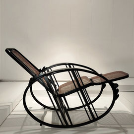 Societa Anonima Antonio Volpe "Dondolo" Egg Rocking Chair Model. 267, Italy, 1922 - PN.Modern pnmodern