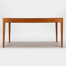 Severin Hansen Jr. Four Drawers Model "36" Teak Desk for Haslev Møbelsnedkeri A/S, Denmark, 1950 PN.Modern