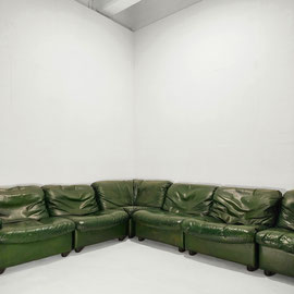 Dreipunkt International  Green Leather Sectional Corner Lounge sofa and Lounge Chair, Germany, c.1970 - PN.Modern pnmodern