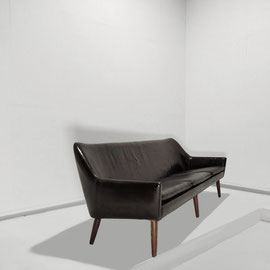 Carlo Di carli Two Seater Leather sofa for Figli di Amadeo Cassina, Milano, Italy, 1950s - PN.Modern pnmodern
