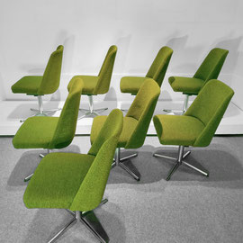 Set of Eight East German Interflug Schönefeld Airport Lounge Zwivel Chairs, VEB Metallwaren Naumburg, DDR GRD, c.1960s