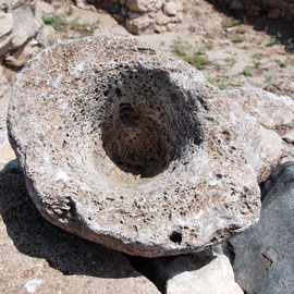Stone vessel, Khirokitia