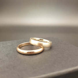 Rotgold- und Sandgold 