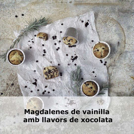 Magdalenes de vainilla amb llavors de xocolata