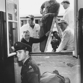 10 - Horst Schüssler: "GI ELVIS PRESLEY" , Foto: Sammlung MUSEUM BAD NAUHEIM, stellvertr. Beatrix van Ooyen