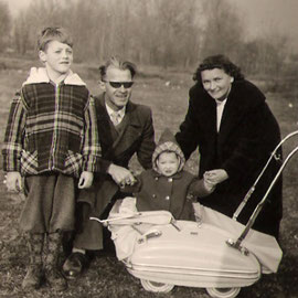 Norberto jun. e Monica con i genitori (Norberto sen. e Alice)
