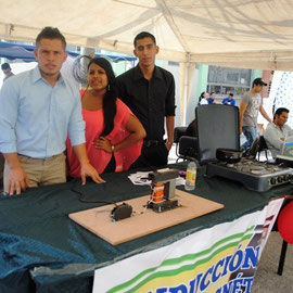 Feria de Emprendimientos y Negocios Internacionales: stand de inducción eléctrica para producir calor. ULEAM, Manta - Ecuador.