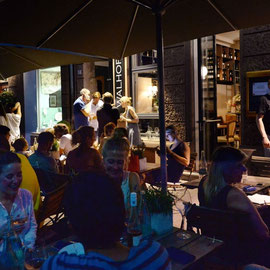Walhofs Winebar, Frankfurt, Design, Lounge, Wine, Tappas, Stimmung Eröffnung