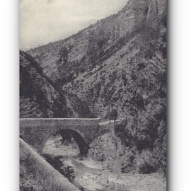 - Combe du Toulourenc - MONRBRUN - les - BAINS - 28.08.1909 -