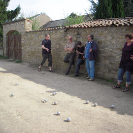 détente à la pétanque