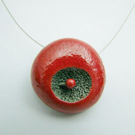 collier contemporain en raku