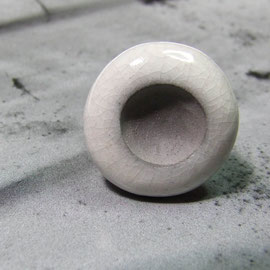 bague perle ronde en céramique raku.