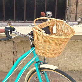 CANASTILLA MIMBRE DESMONTABLE PRECIO REGULAR PÚBLICO $280.00 CON BICI DE $210.00