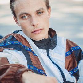 portrait homme pour un book mannequin sur paris 