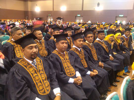 En. Ismail Shuib bersama rakan Perantis Lat Peralihan ATM Sesi Jul 2013 sempenana Konvo SLDN Ke 3 di ADTEC Taiping pd. 16 Dec 2014