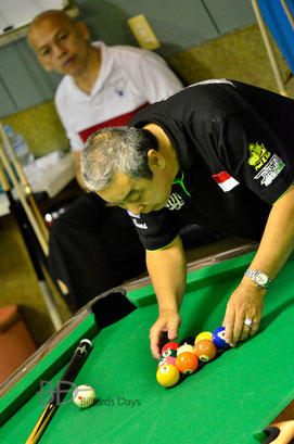 後ろにリニングが