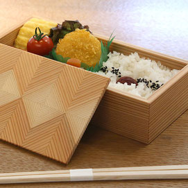 新しいカタチの木製食器 結粋yui トレー 弁当箱 おひつ カッティングボード 岐恵木工 吉田 木製インテリア製造販売