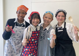 今年度は10期生の4名が活動しています