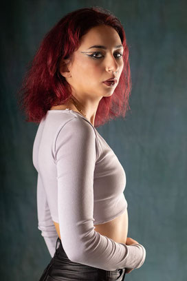 Portrait d'une jeune femme réalisé lors d'un shooting en studio à chambéry en Savoie