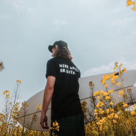 Manera Wind Waves T-Shirt Black im SHOP NRW