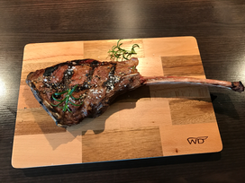 Tomahawk Steak im Weber Hack zubereitet