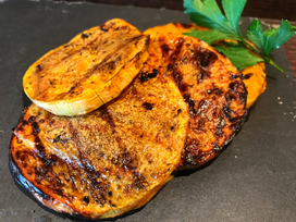 Gegrillter Butternusskürbis