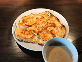 süßer Apfel-Zimt Flammkuchen