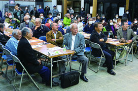 芸能後継者育成に関するフォーラムが開催された=26日夜、竹富島まちなみ館