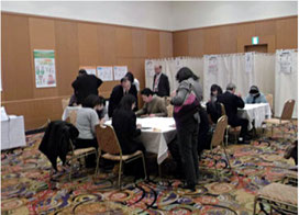 セミナー会場内で実施された「内臓脂肪&生活習慣チェック」では、内臓脂肪が手軽に正しくチェックでき、生活習慣改善のきっかけになると好評