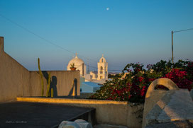 Megalochori, a village in the centre of Santorini