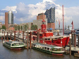 Hamburg by Rickshaw, Elbphilharmonie & Hafenrundfahrt