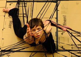 A choir production staged by Lars Scheibner and Mareike Franz