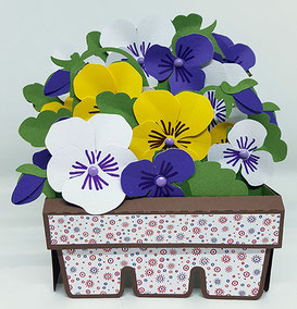 Chantal's gifts, gift cards to treasure, cut and created in Wheathampstead village, hertfordshire, card flowers, card flower cards, beautiful gifts to treasure.