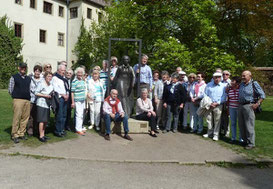 Gruppenbild am Lutherhaus in Wittenberg