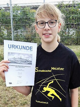 Juliane freut sich über ihren ersten Schwäbischen Meistertitel