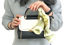 小さめ厚手ストール 990円→480円(税込)    