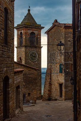 Casale Marittimo: Centro Storico