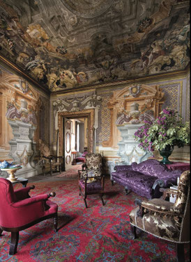 Sala delle Virtù. Foto di Roberto Pierucci. 
