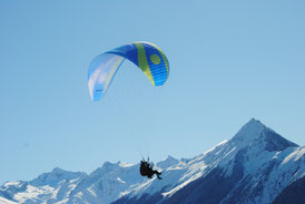 bapteme de l'air parapente vol tandem biplace val d'azun argelès gazost hautacam campan bagnères de bigorre luz azun barèges cauteret stage tourmalet col parapente axiom-parapente hautes pyrénées 65 découverte sensation sensations ascendance ascendances