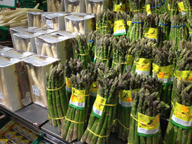 De uitgebreide sectie 'spargeln' in de supermarkt in Meilen.