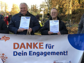 Verdiente Auszeichnungen für Ludger Otten (links) und Bernhard Neteler (rechts)