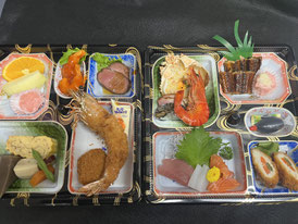 仕出し　パック料理　家でお祝い
