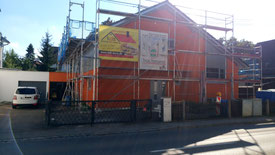 sie sehen eine fassade in orange garu tönen, die wir gestrichen haben