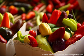 France, lot, marché, piments colorés, barquette, petit légumes, poivrons, aubergine