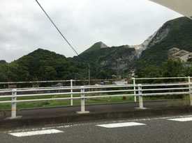 福岡県手乗りインコ小鳥販売店ペットミッキン　小倉の平尾台の三菱マテリアルの鉱山