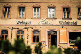 Frontansicht Weinhotel Müller
