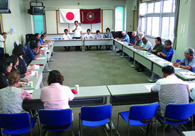 第1回沖縄県議会議員補欠選挙候補者選考委員会が開かれた=12日、大濱信泉記念館
