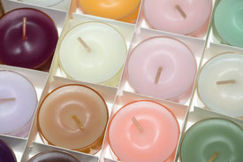 Ungewollte Aromatherapie mit billigen Duftkerzen.