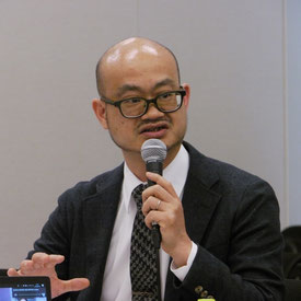 城倉啓(事務局長)